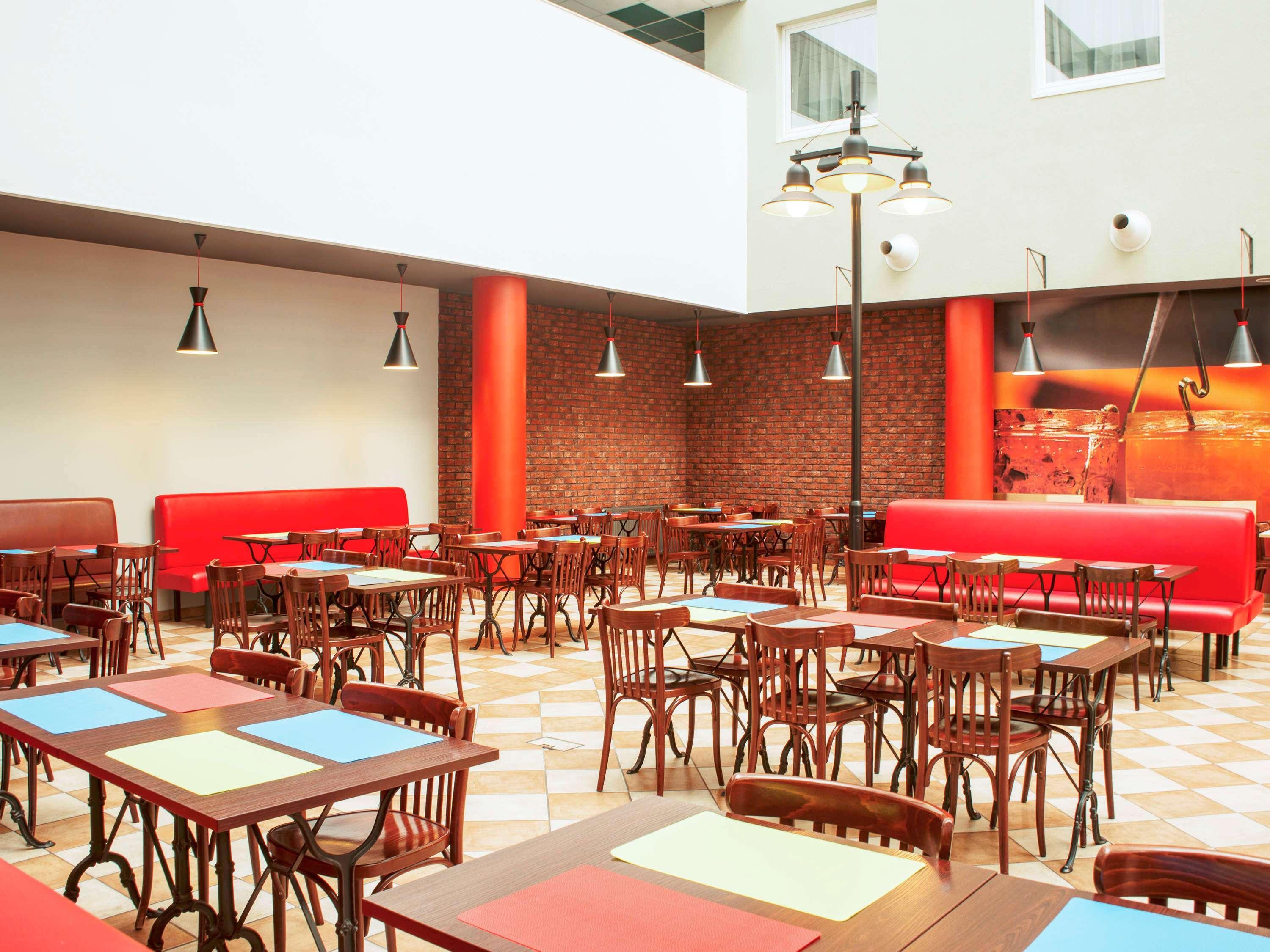 Hotel Ibis Łódź Centrum Buitenkant foto