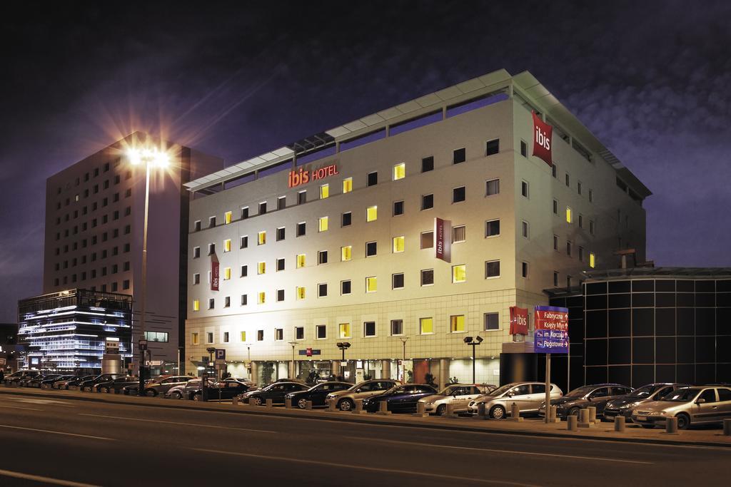 Hotel Ibis Łódź Centrum Buitenkant foto
